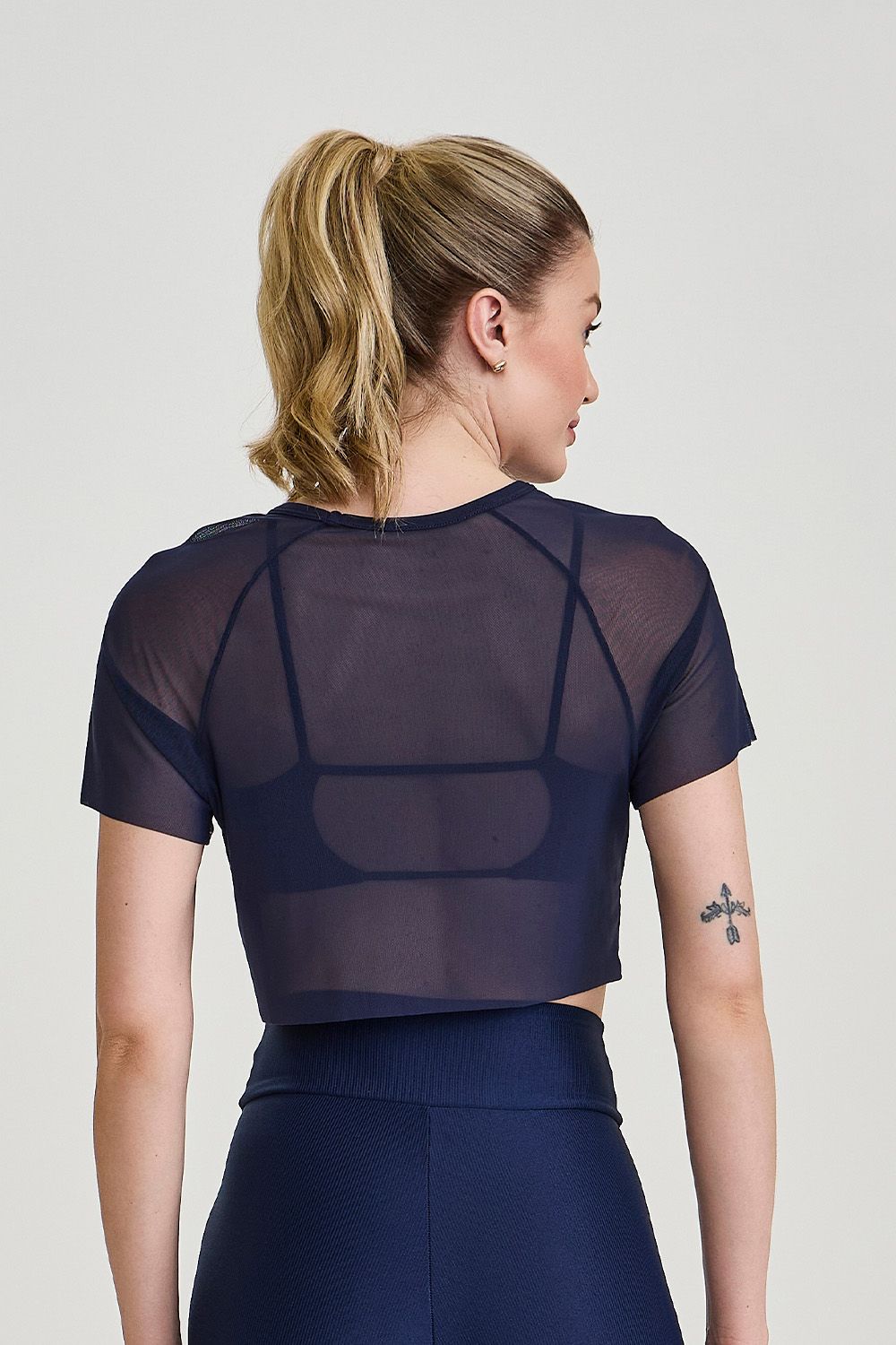 Cropped De Tule Azul Marinho Caju Brasil