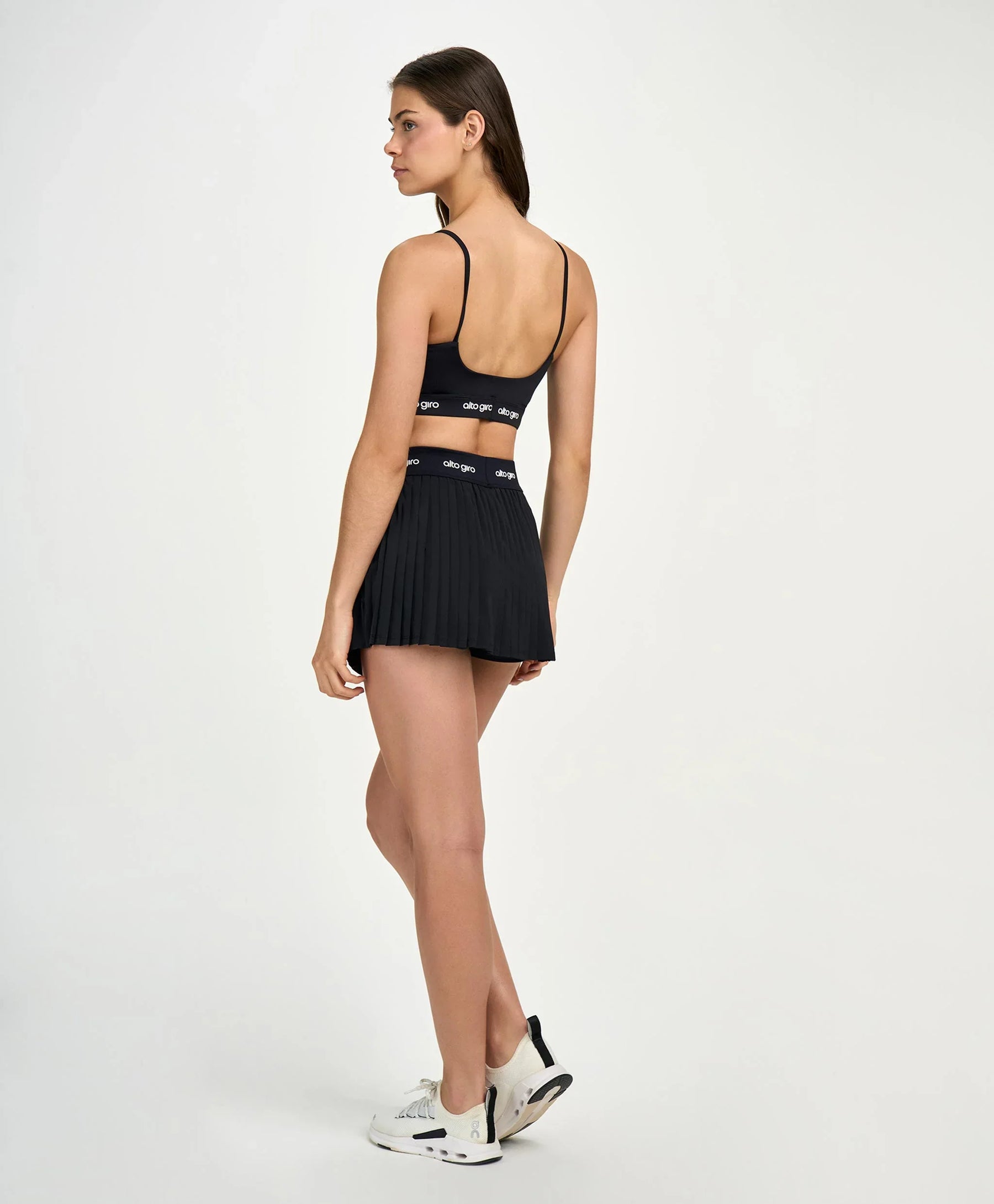 Saia-short Alto Giro Sport Preto