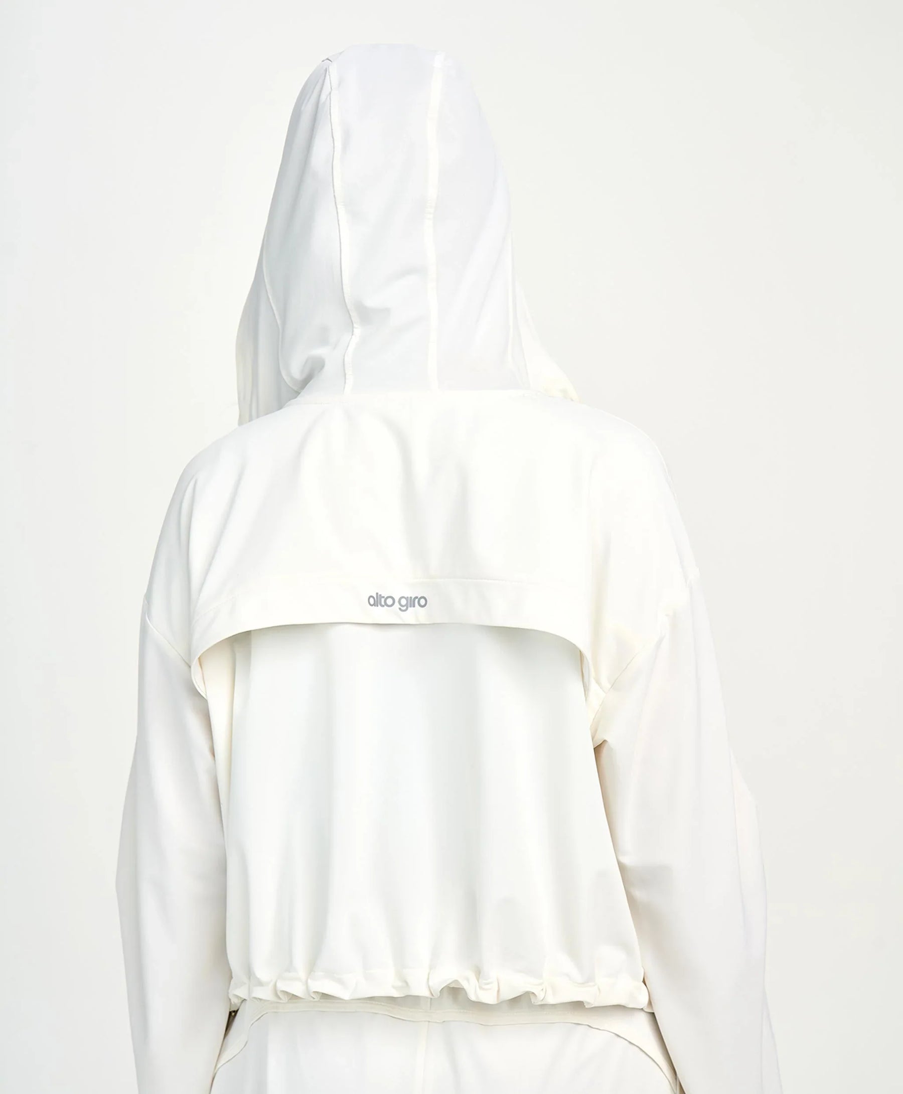 Jaqueta Sport Com Capuz Branco Alto Giro