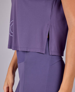 T-shirt Abertura Unilateral Roxo Velvet Alto Giro