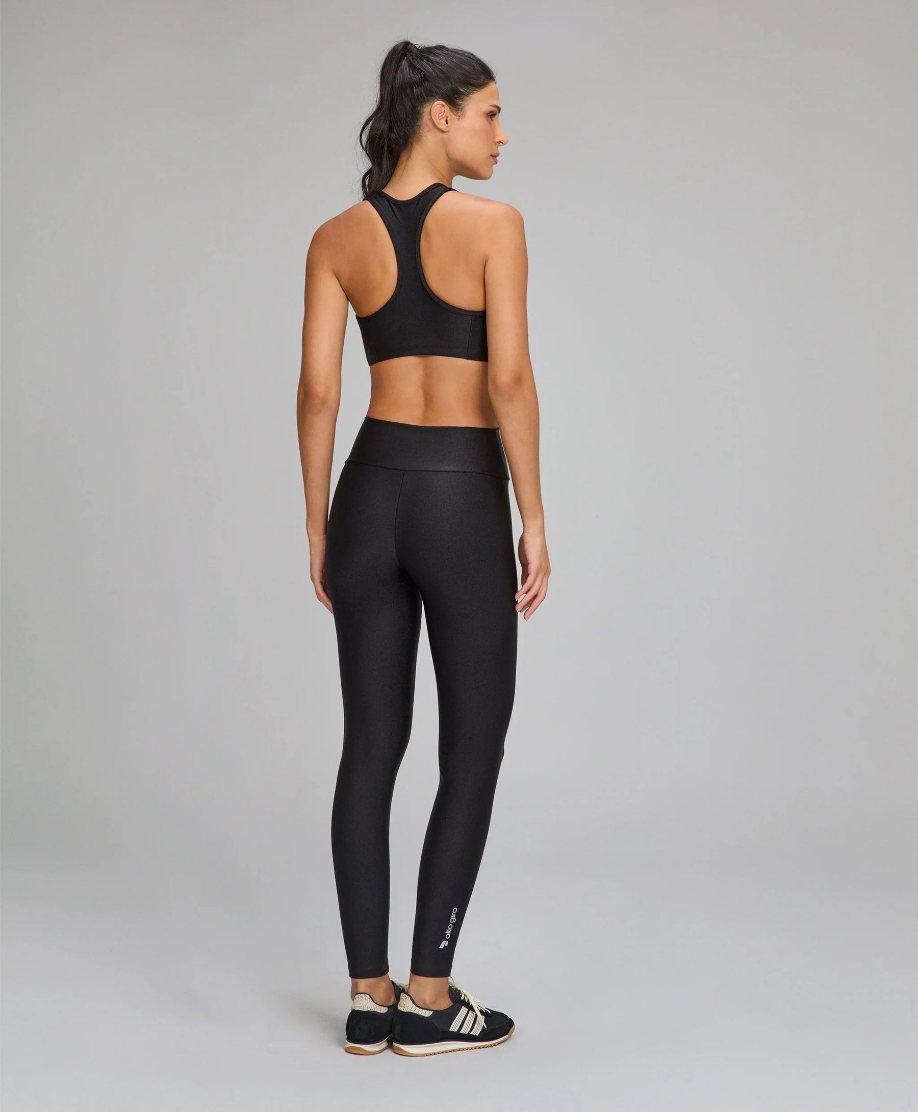 Legging Eterna Shine Preto Alto Giro