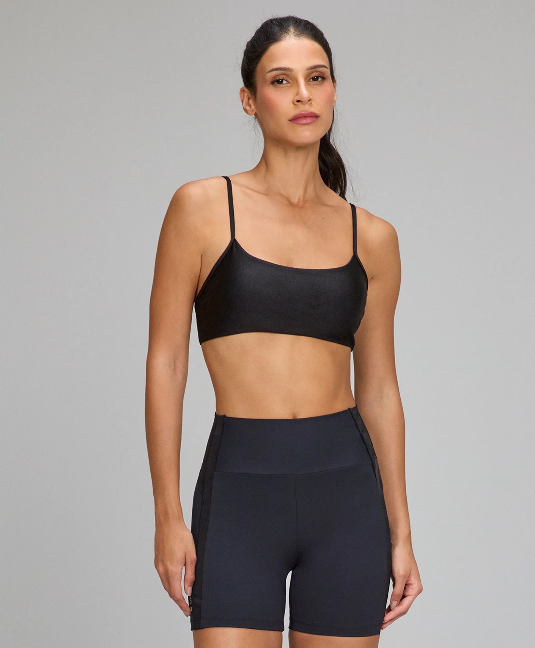 Top Shine Alças Finas Preto Alto Giro