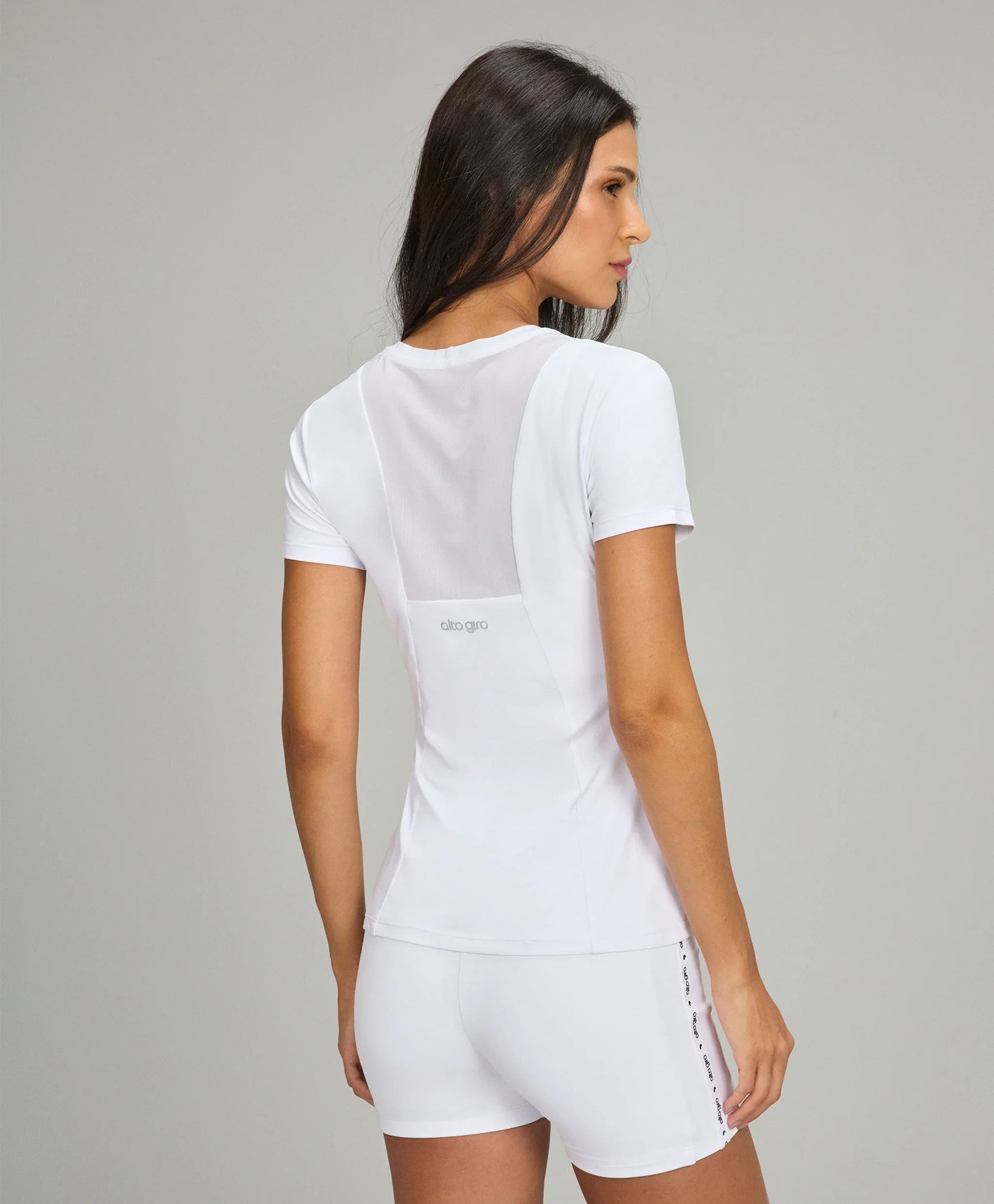 T-shirt Com Tule e Refletivos Branco Alto Giro