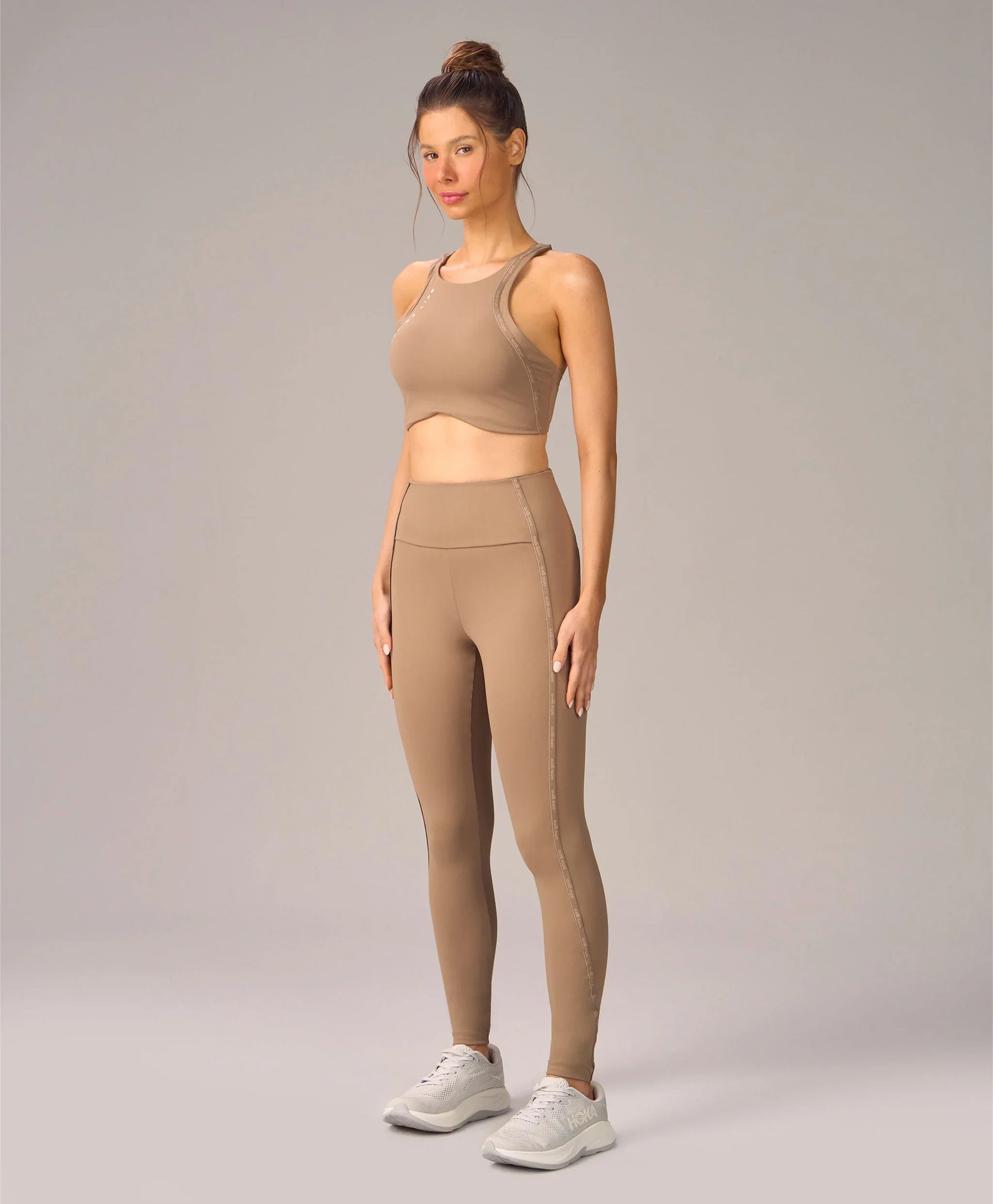 Legging Com Elástico Personalizado Bege Escuro Alto Giro