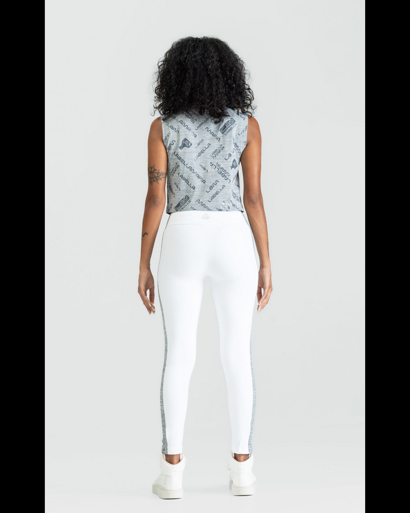 Legging Malha Essentials Branco Labellamafia