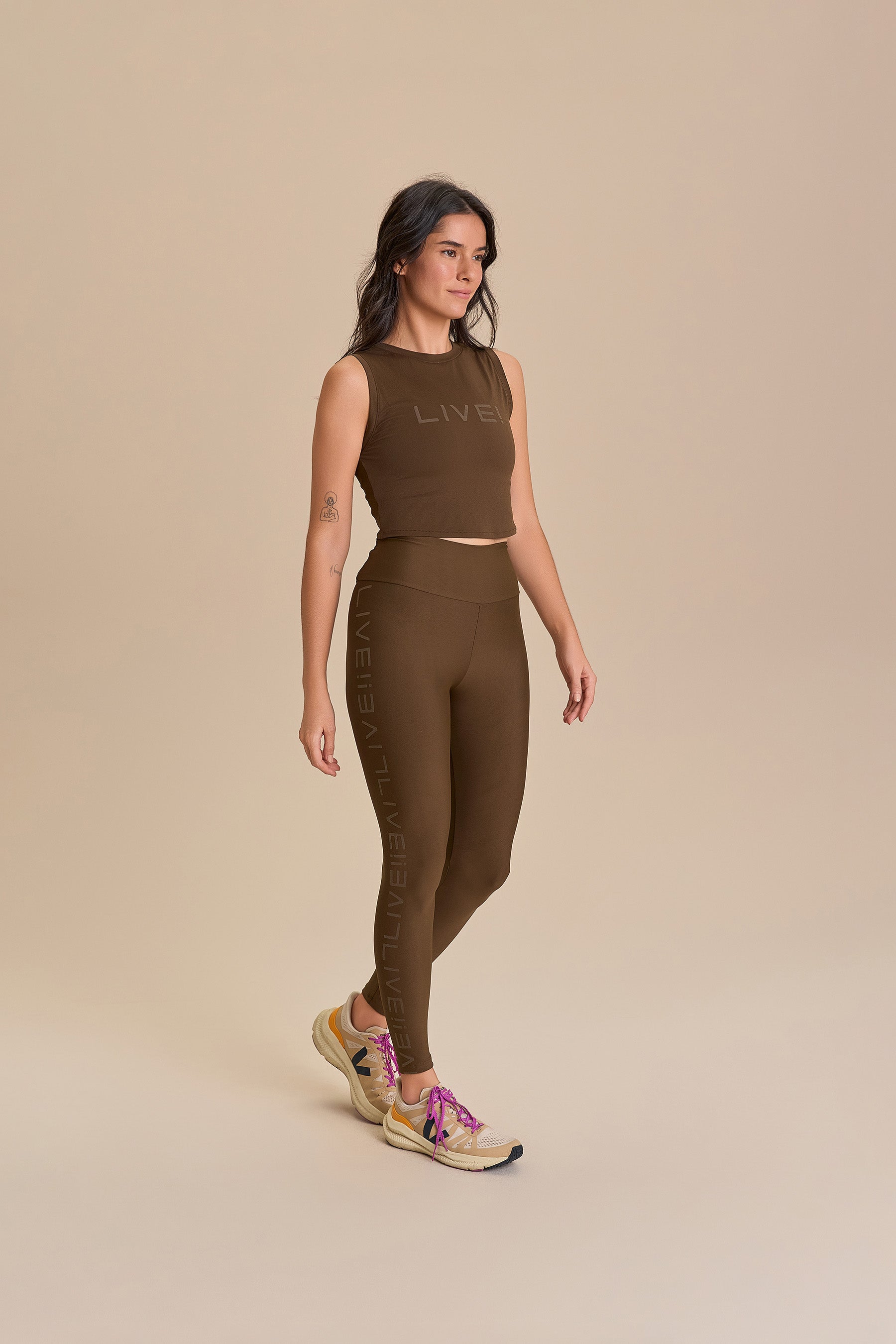 Regata Cropped LIVE! Comfort Marrom