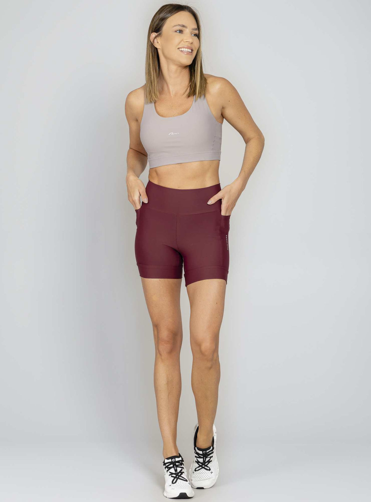 Bermuda Com Bolso Bordo Run More