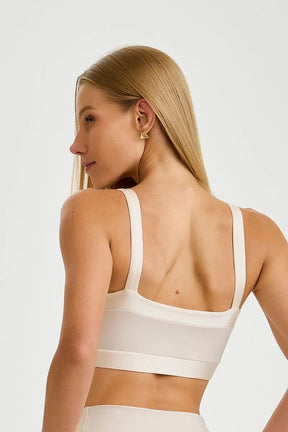 Top Pro Com Brilho Off White Caju Brasil