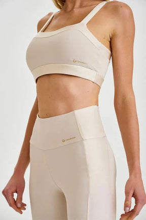 Top Pro Com Brilho Off White Caju Brasil