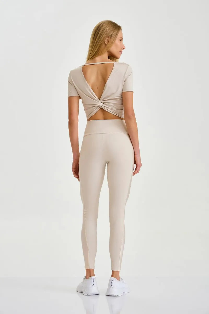 Cropped Blocksundry Torcido Nas Costas Off White Caju Brasil