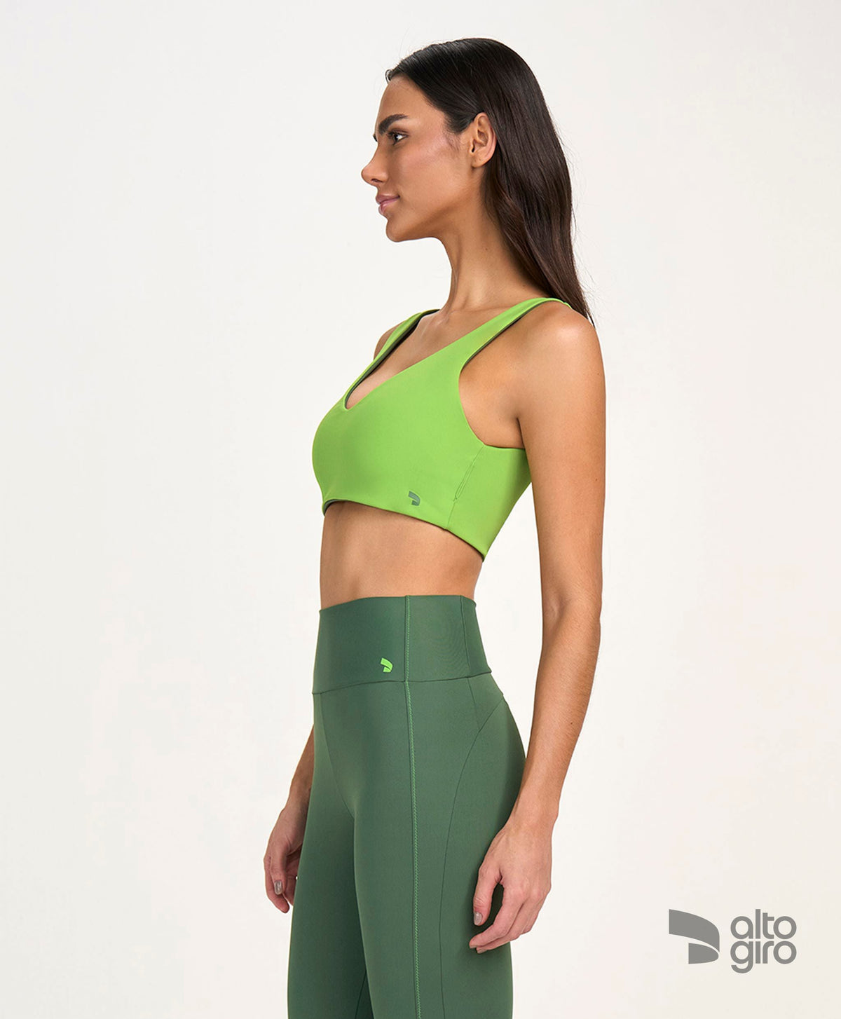 Top Regata e Decote V 4 em 1 Verde Eden Alto Giro