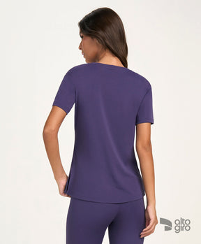 T-shirt Eterna Gola Redonda Roxo Velvet Alto Giro
