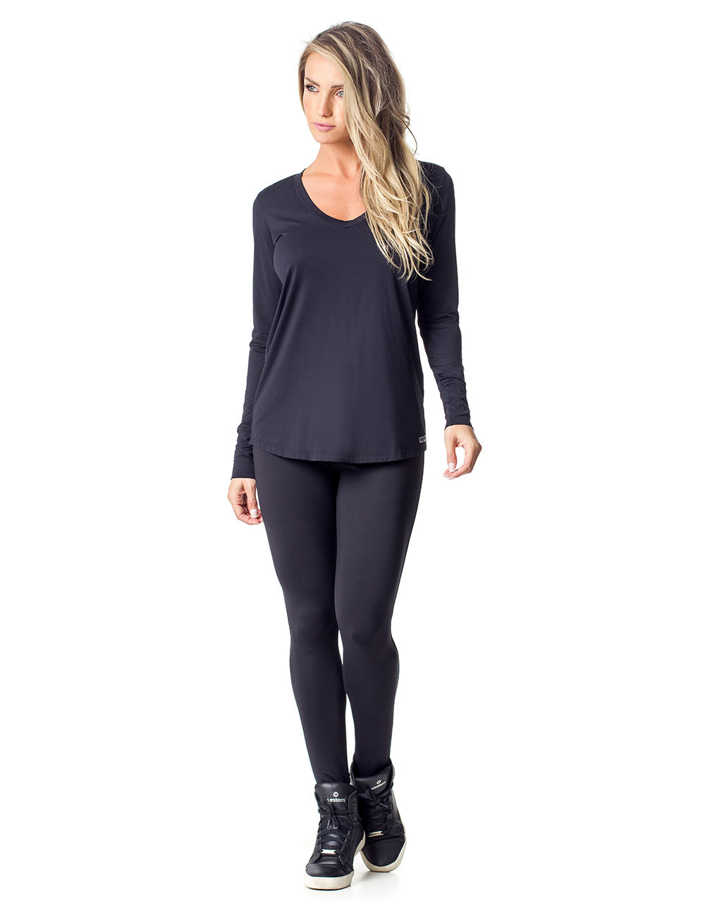Blusa Dry Fit Janice Preto Alongada Vestem