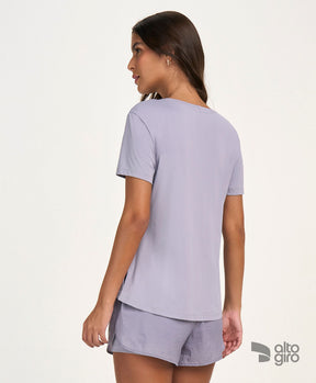 T-shirt Eterna Gola Redonda Cinza Alto Giro