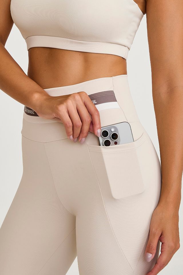 Legging Pro Com Elástico No Cos e Bolso Off White Caju Brasil