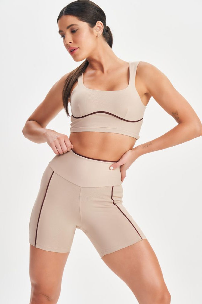 Top Estilous Nude Lets Gym