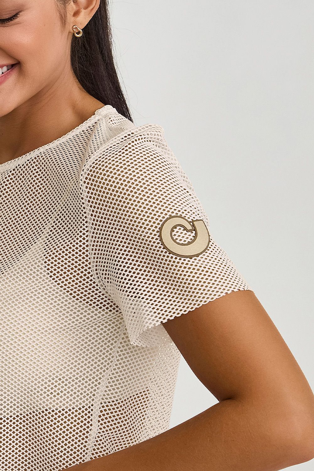 Cropped De Tela Com Aplicação Off White Caju Brasil