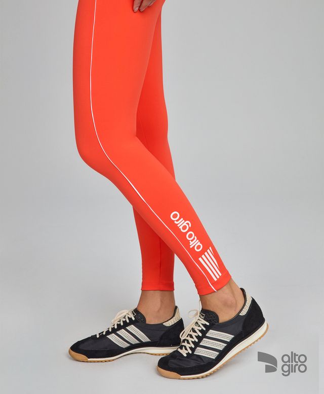 Legging Assimetrica Listras e Bolsos Vermelho Vibrante Alto Giro
