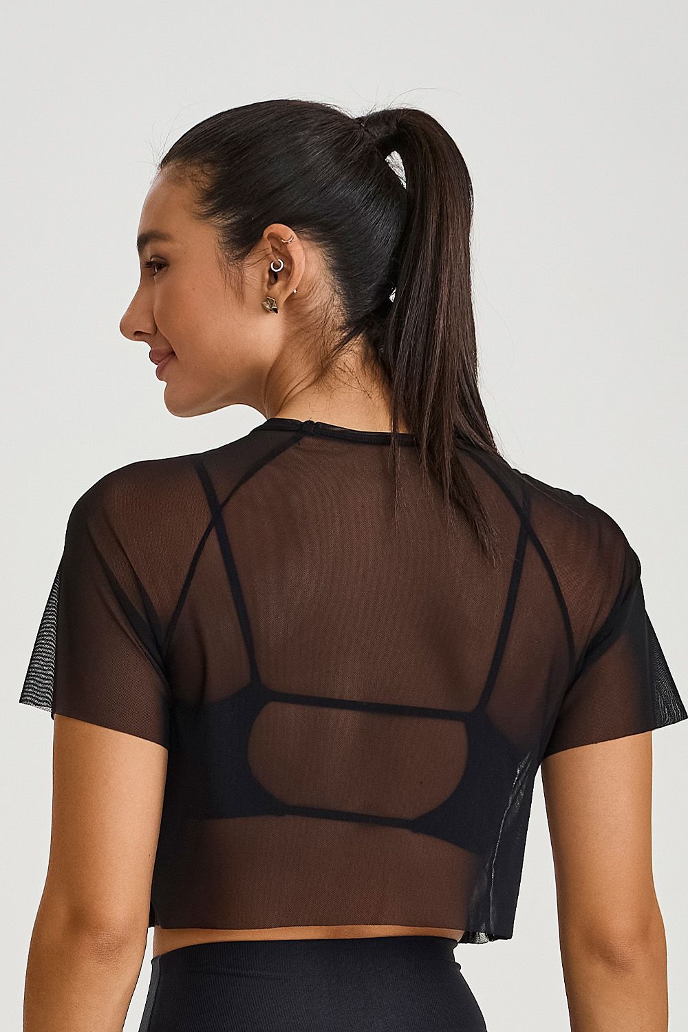 Cropped De Tule Clássico Preto Caju Brasil