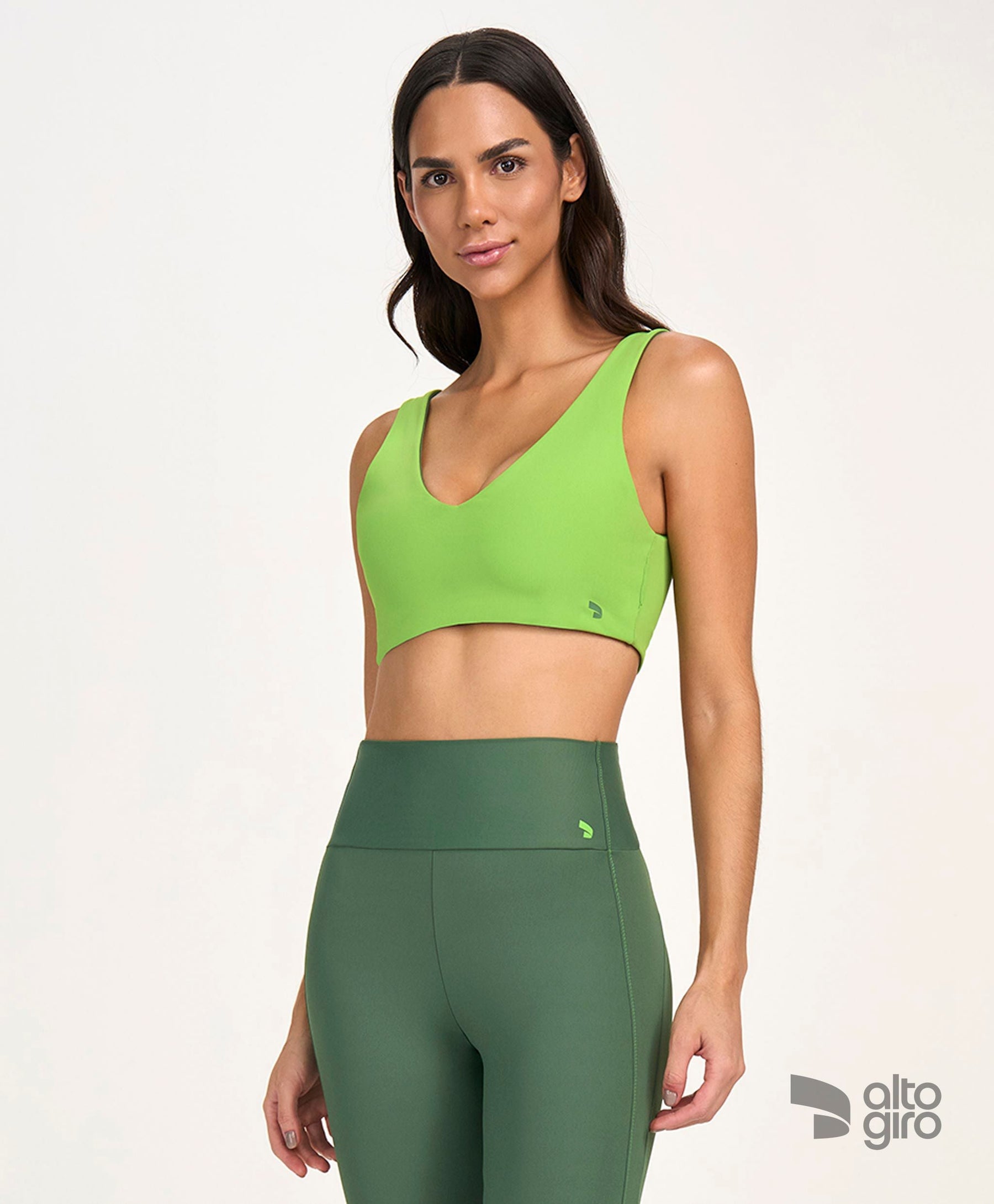 Top Regata e Decote V 4 em 1 Verde Eden Alto Giro
