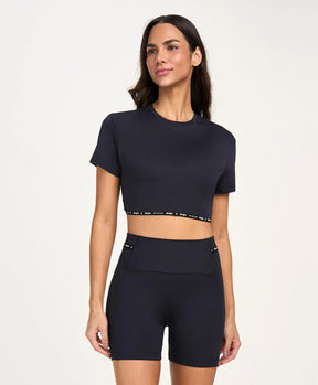 T-shirt Cropped Elastico Preto Alto Giro