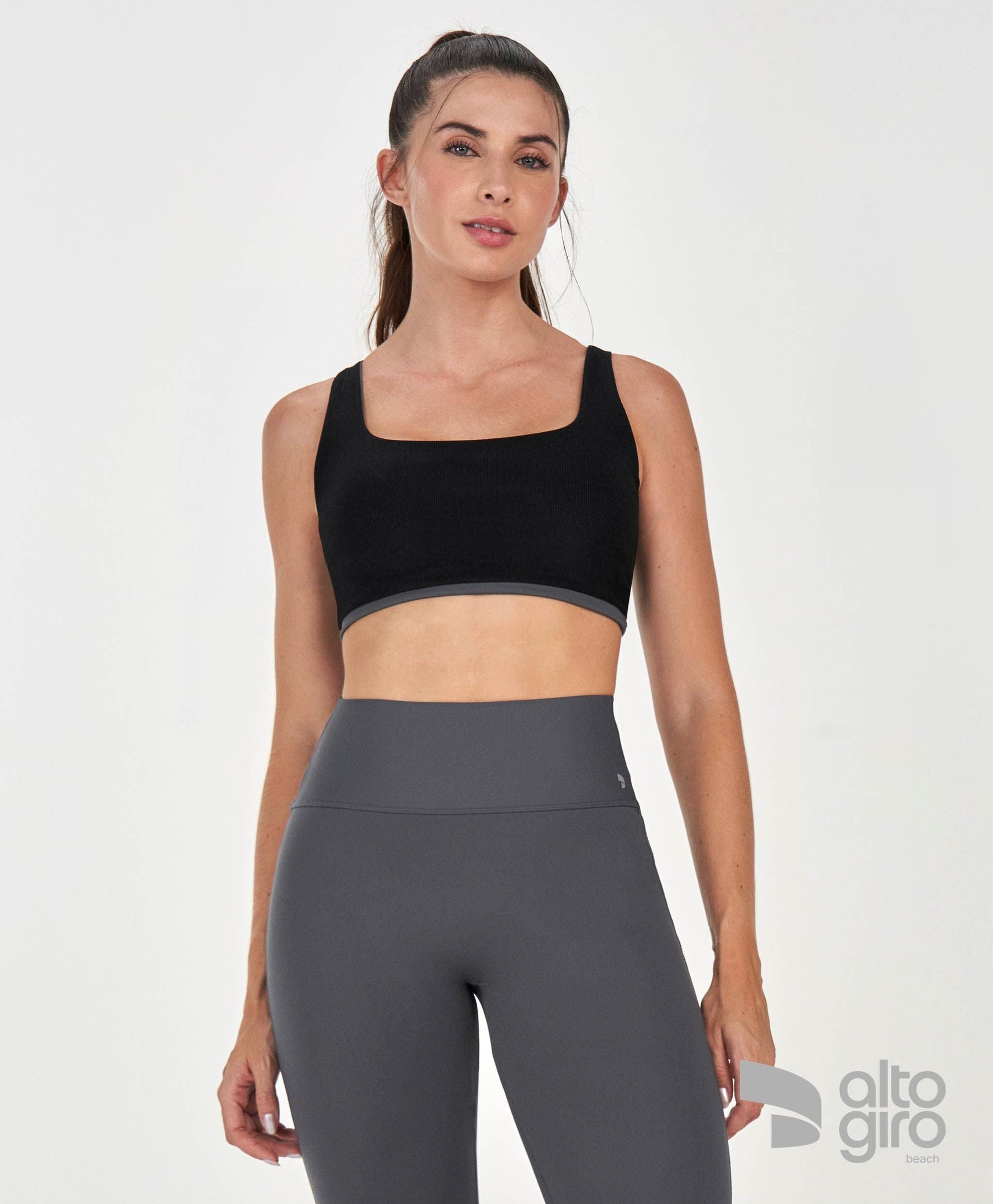 Top Regata Dupla Face Rib Shine Preto Alto Giro