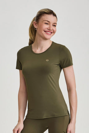 Blusa Uv Com Abertura Na Barra Verde Caju Brasil